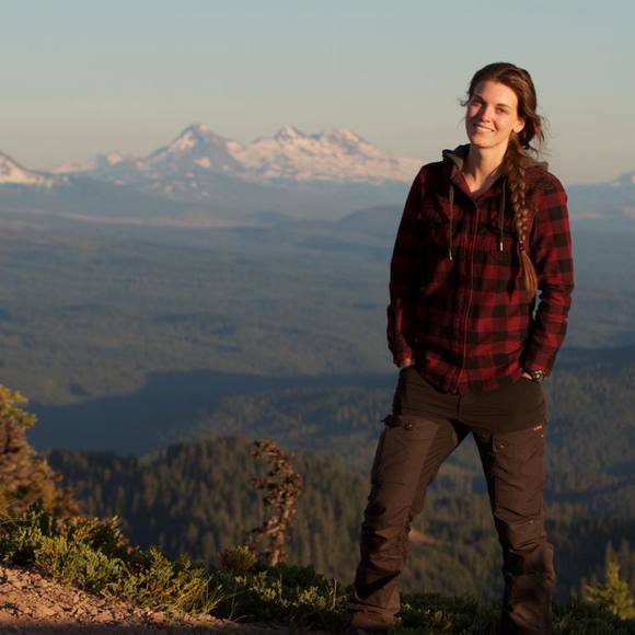 Meet your Posher, Jade - Picture 1 of 1